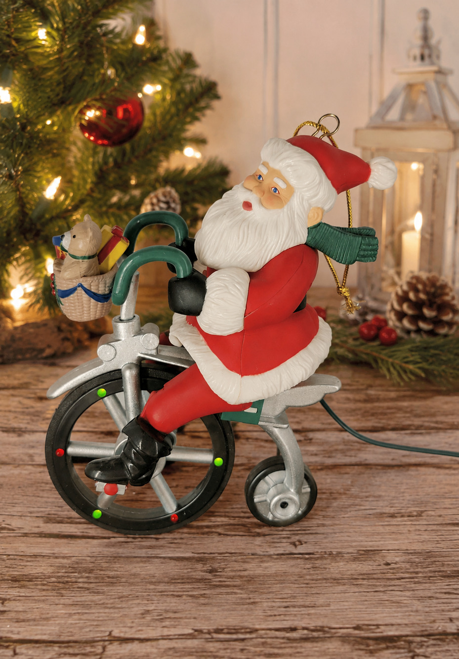 1998 Avon Cycling Santa Musical Ornament Bicycle Light Up Animated Vintage w/ Bo